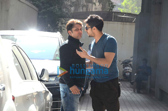 sidharth and mohit snapped post meeting 3